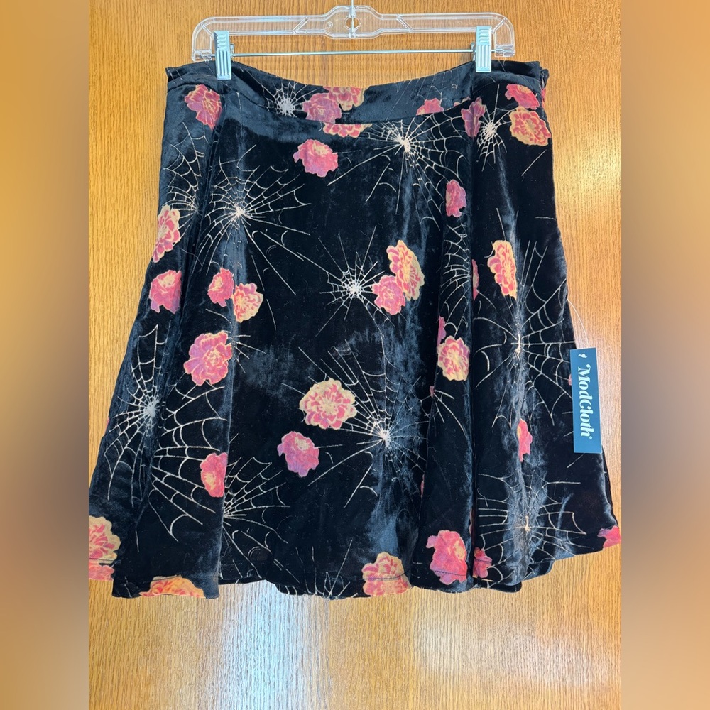ModCloth Black and Pink Floral Skirt, sz 16